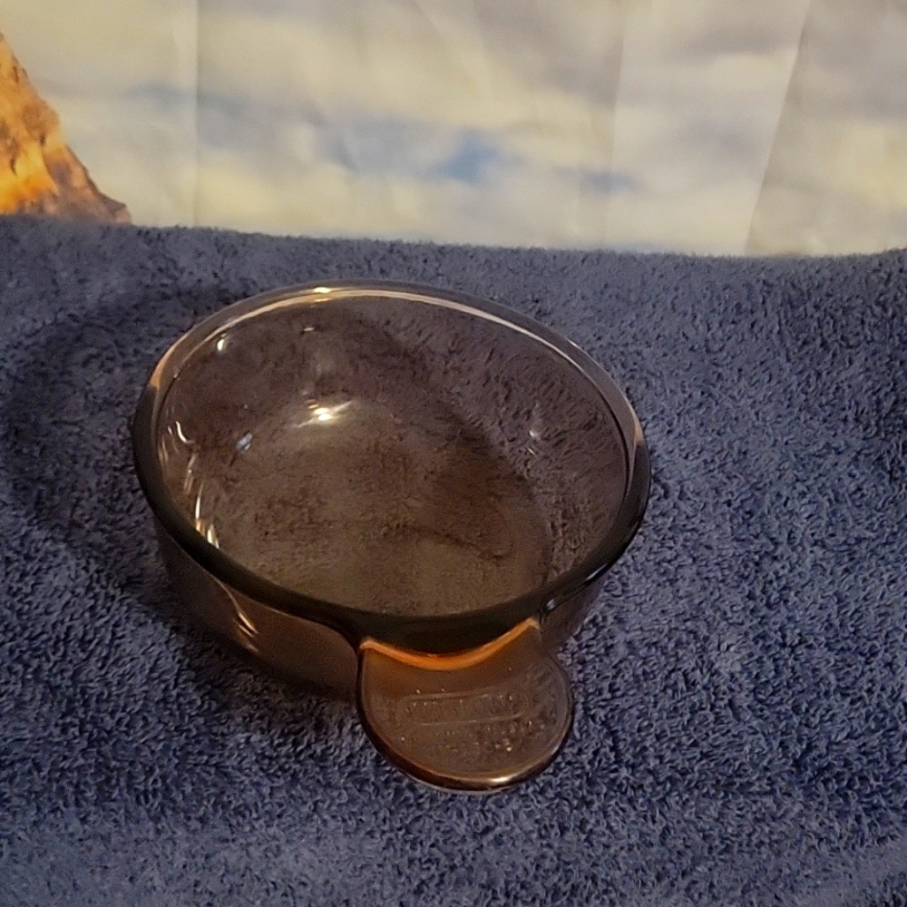 Corning Vision V-150-B amber pan. No flaws